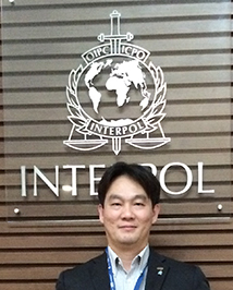 Dr. Kim-Kwang Raymond Choo